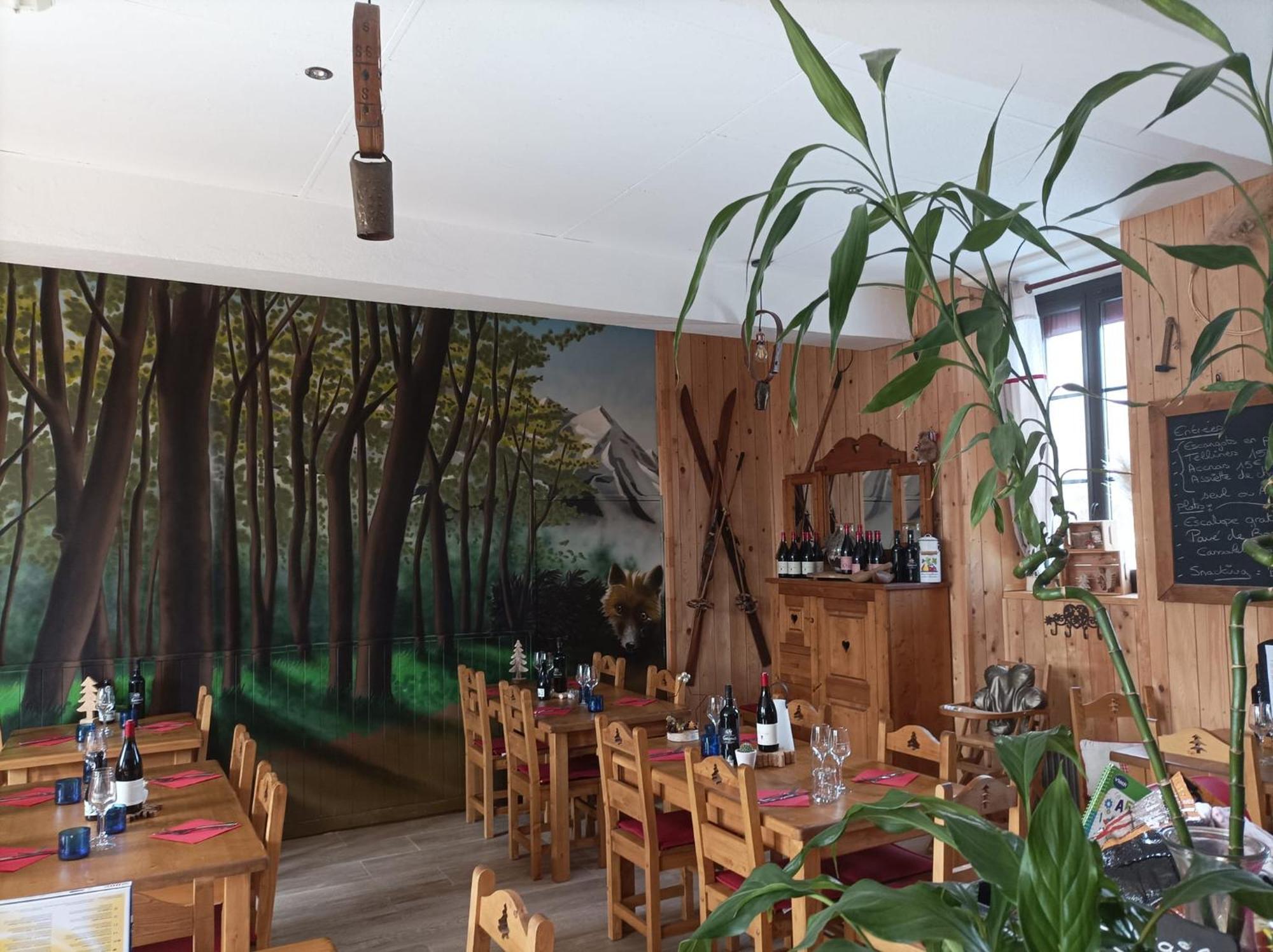 Le Sapin Rouge - Restaurant - Bar - Chambres D'Hotes Artigues  Luaran gambar