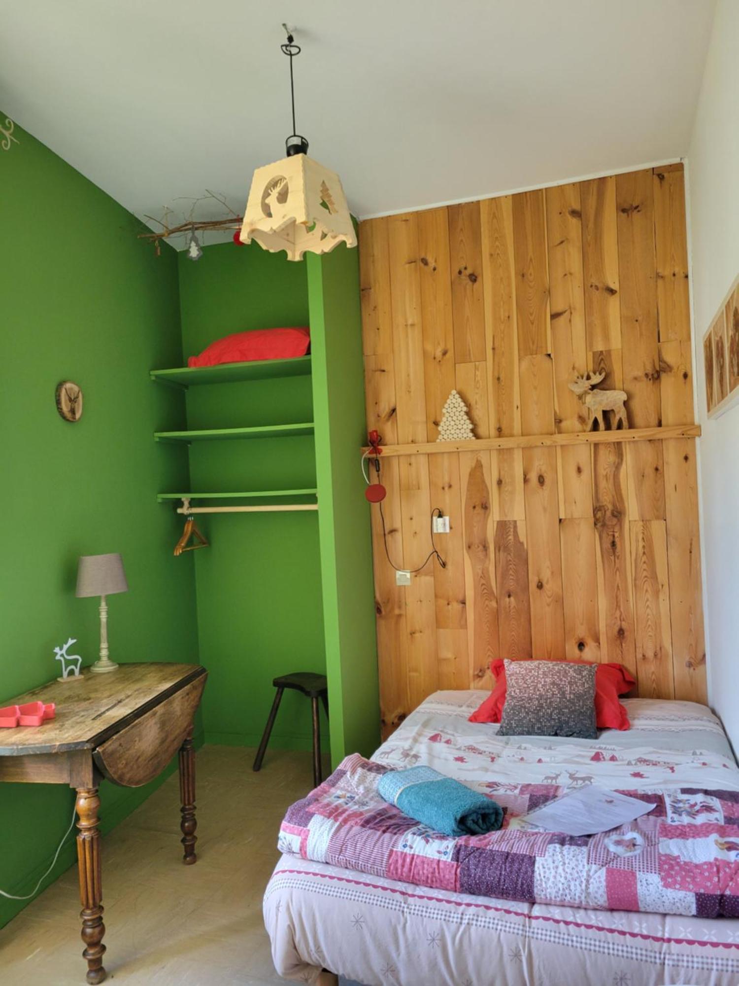 Le Sapin Rouge - Restaurant - Bar - Chambres D'Hotes Artigues  Luaran gambar